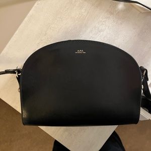 APC Half Moon Bag, Black